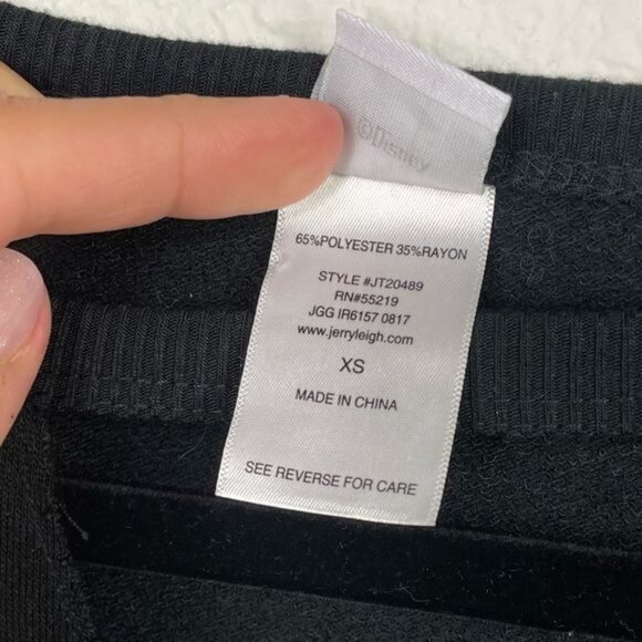 Disney Jerry Leigh Mickey Mouse Black Keyhole Sweatshirt XS Soft Lightweight NWT - Picture 4 of 7